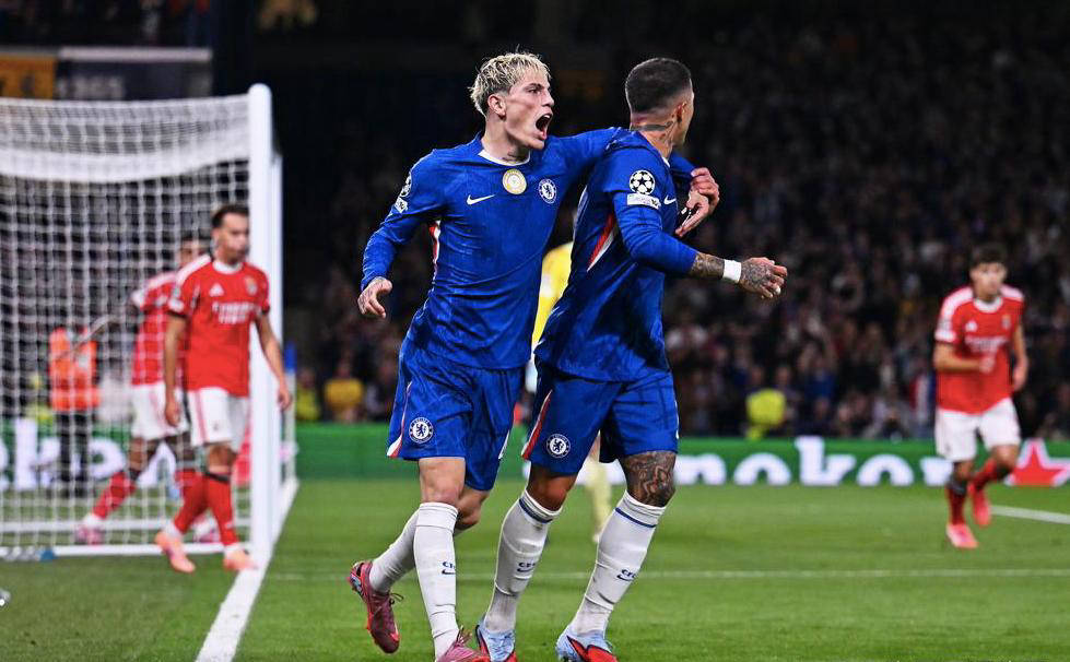 曼联弃将异军突起：拉什福德助攻6次霍伊伦双响 加纳乔送乌龙